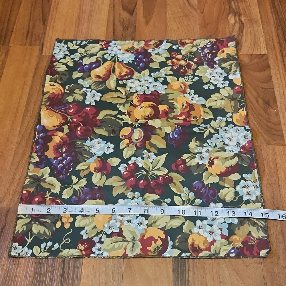 Laura Ashley Cloth Napkins Set of Five Rubens Green Floral Fruit Print New! NWT